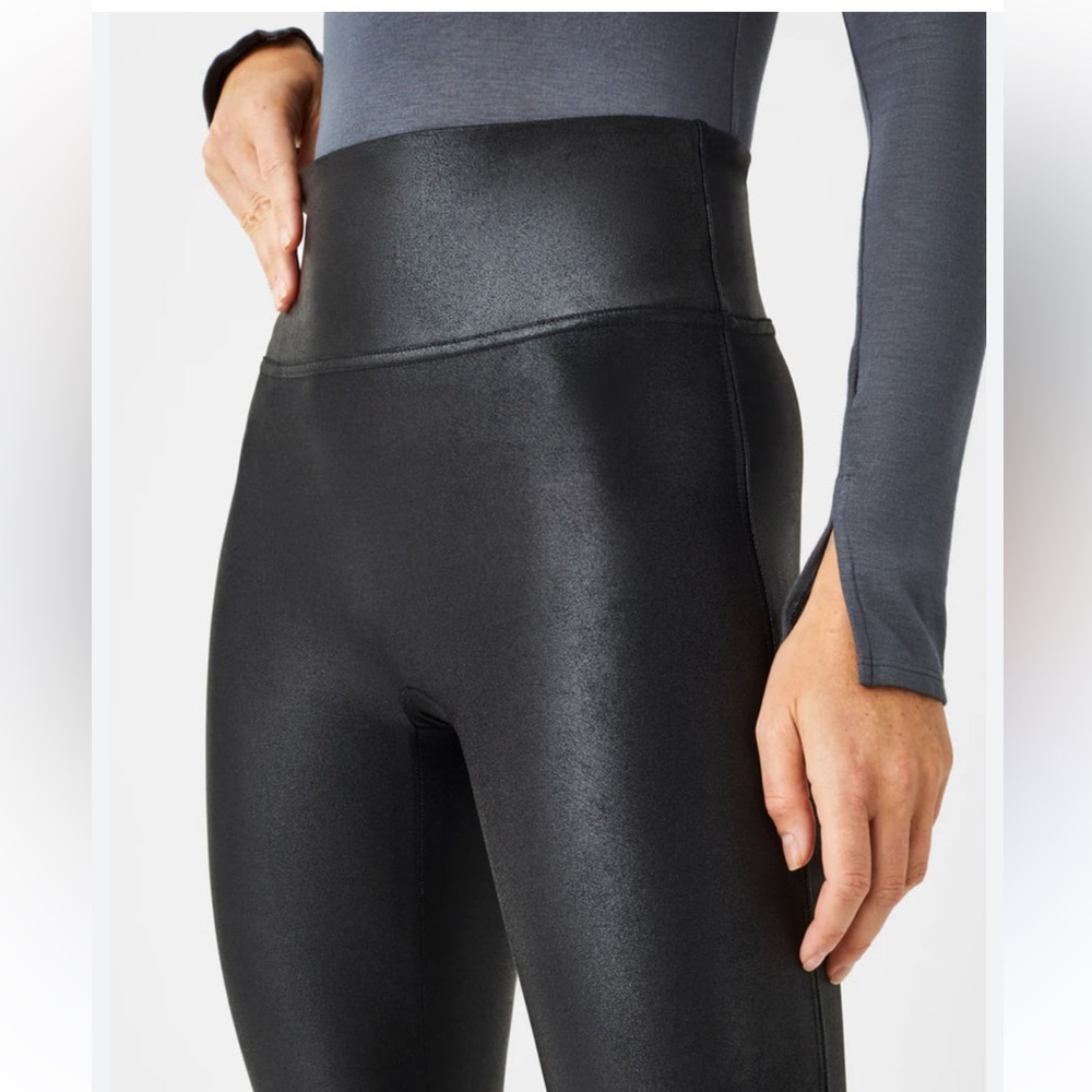 Spanx Faux Leather Leggings Black Size Large